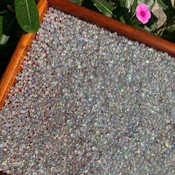 Angel Aura Coated Quartz Chips Crystal Chips Wholesale