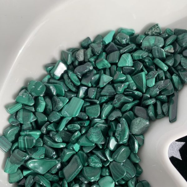 Malachite Chips 7-9mm Crystal Crushed Chips Free Shipping