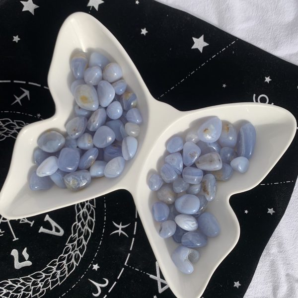 Blue Chalcedony Agate Tumbled Stone 15-20mm Free Shipping