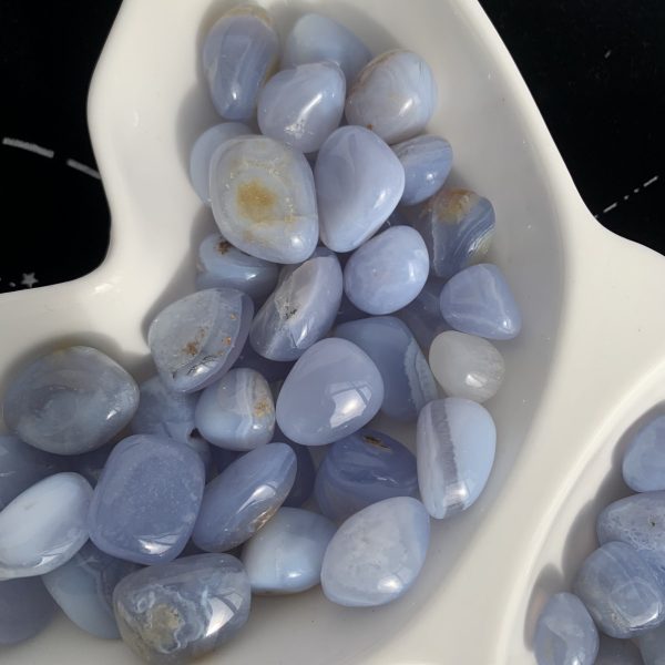 Blue Chalcedony Agate Tumbled Stone 15-20mm Free Shipping