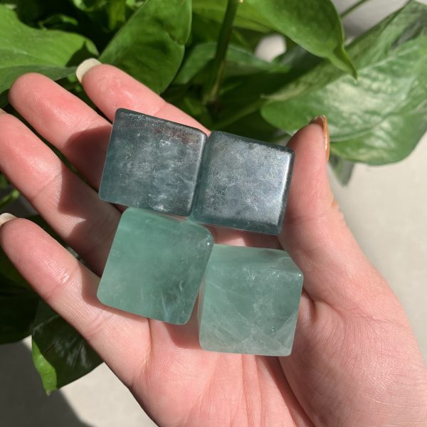 Green Fluorite Knot Gift Box Carving Crystal Wholesale Free Shipping