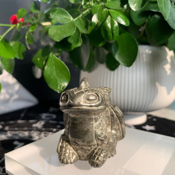 Pyrite Toothless Statue Crystal The Dragon Gift Free Shipping