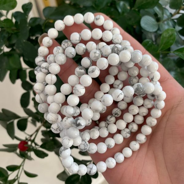 howlite bracelet (1)