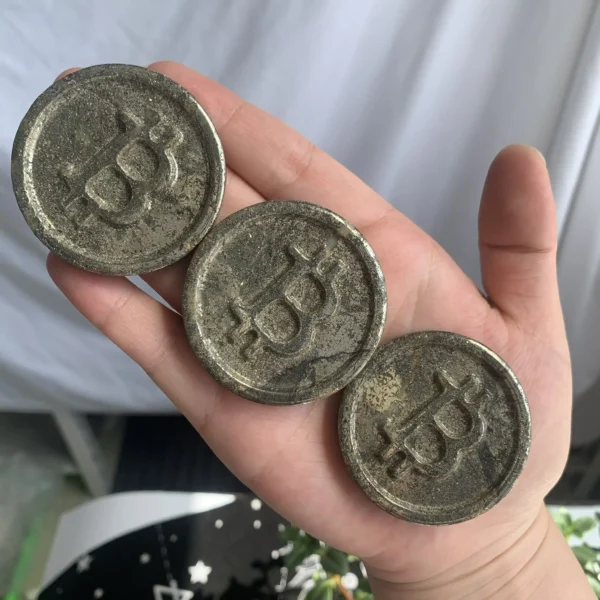 Pyrite Bitcoin Carving – Natural Fool’s Gold Physical Crypto Coin – Crystal Wholesale Free Shipping