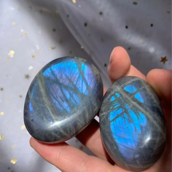 Labradorite Palm Stone Healing Crystal Blue Flash Labradorite Palm Stone Wholesale