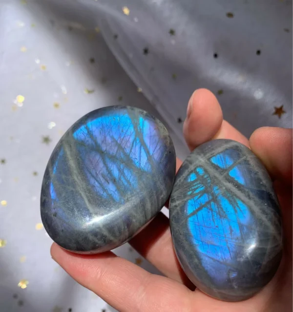 Labradorite Palm Stone Healing Crystal Blue Flash Labradorite Palm Stone Wholesale
