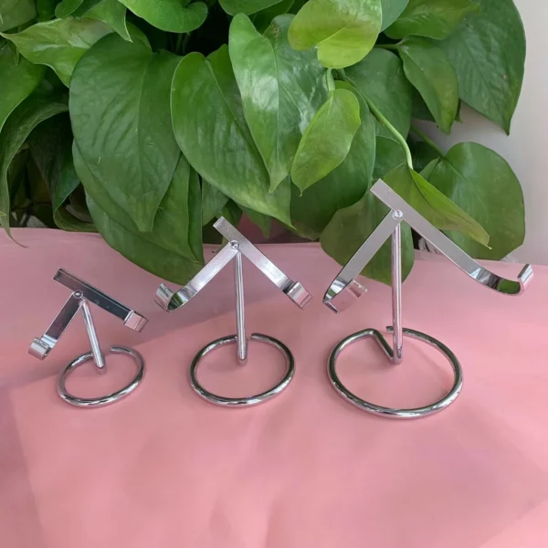 Metal Stand for Crystal Specimens Display Crystal Heart Holder