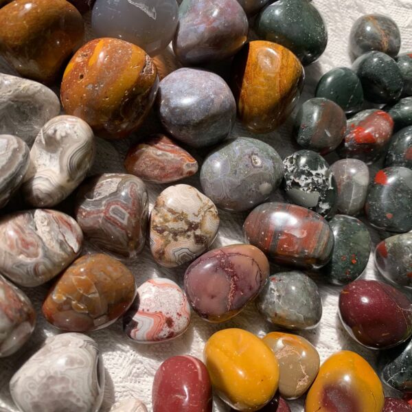 Crystal Tumbled Stones Ocean Jasper Bloodstone Mookaite Jasper Mexican Lace Agate Tumbled Crystal Mix Bulk