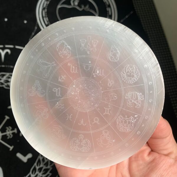 Unique Crystal Carving Collection Rose Quartz Buddha Head Chakras Zodiac Plates Labradorite Selenite