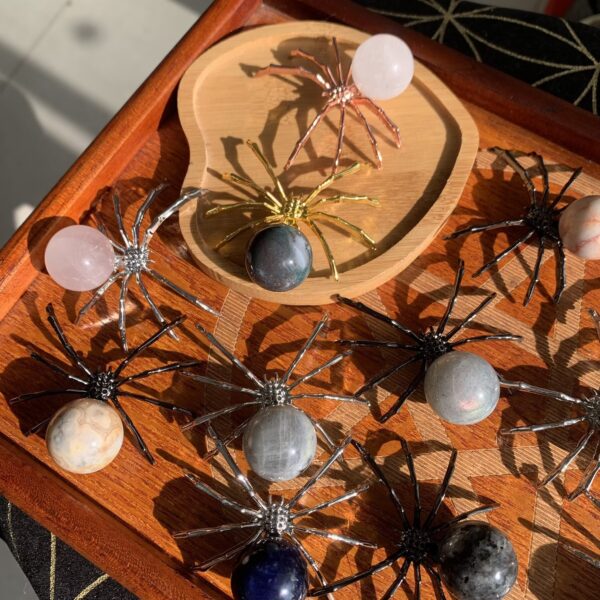 Natural Crystal Spider with Sphere Healing Stone for Office Desk and Home Decoration Free Shipping