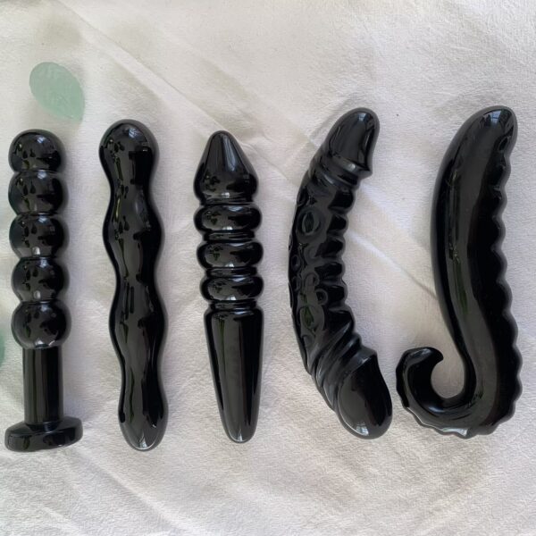 Obsidian Yoni Wand Healing Crystal for Self-Pleasure G-spot Massage Wand Curved