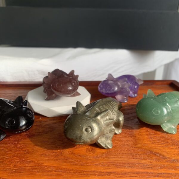 Natural Crystal Salamander Figurine Quartz Salamander Fire Element Spiritual Decor